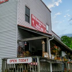 Old Hampton Store & Gristmill